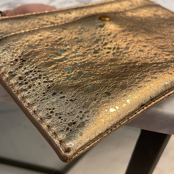 J Crew Metallic Gold Leather Clutch- EUC - Picture 3 of 12